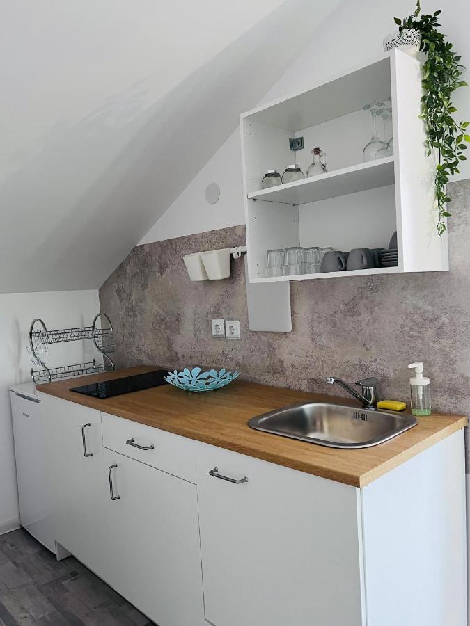 Apartman Castle Tusilovic Exteriér fotografie