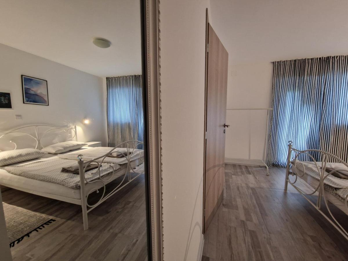 Apartman Castle Tusilovic Exteriér fotografie